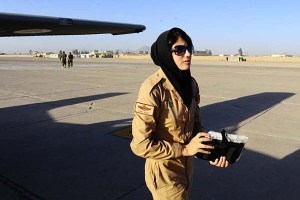 afghan-female-pilot2-600x400